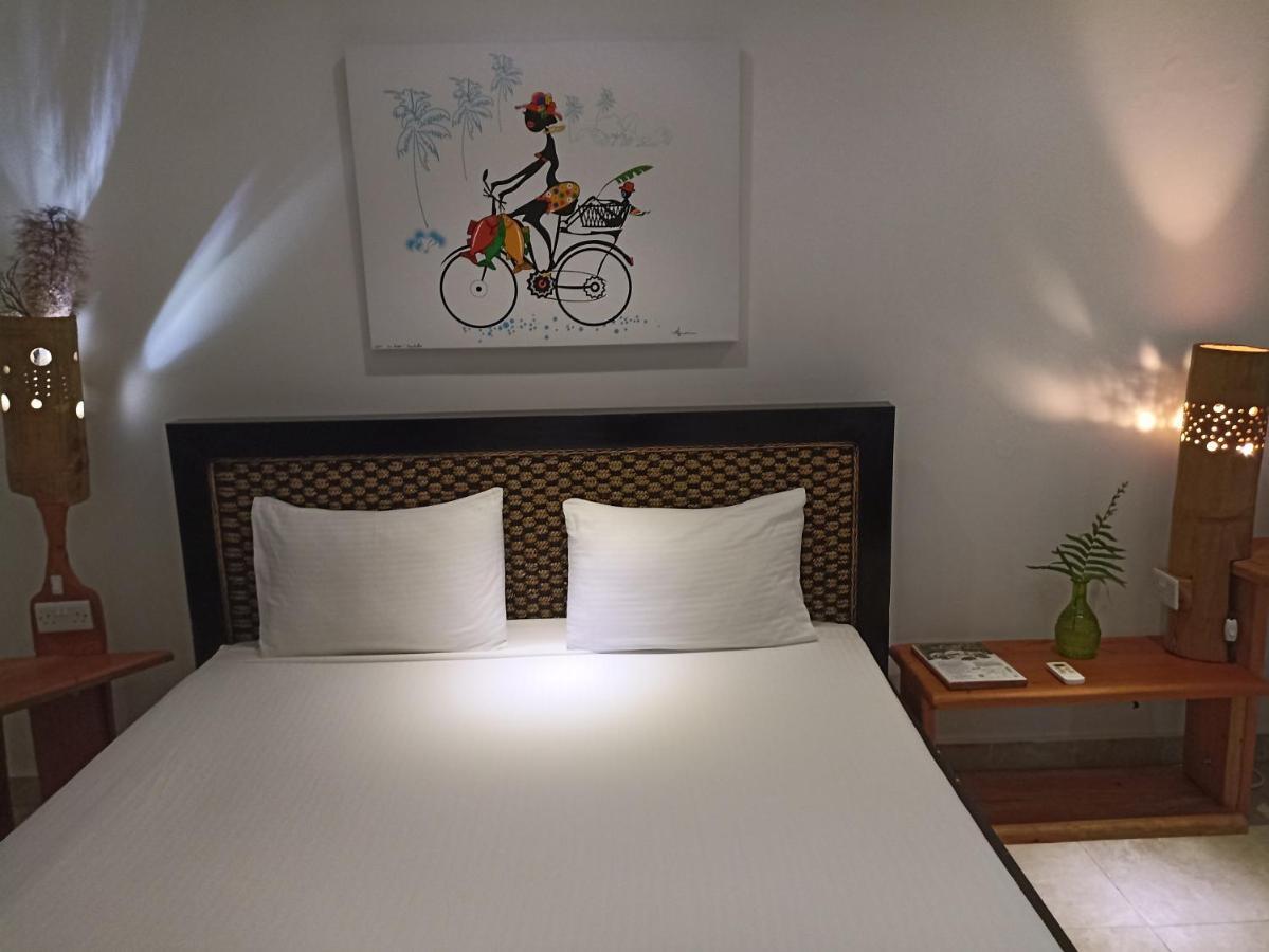 L'Oasi Guest House Baie Lazare  Экстерьер фото